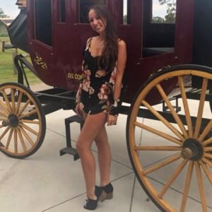 Meet your Posher, Taylor